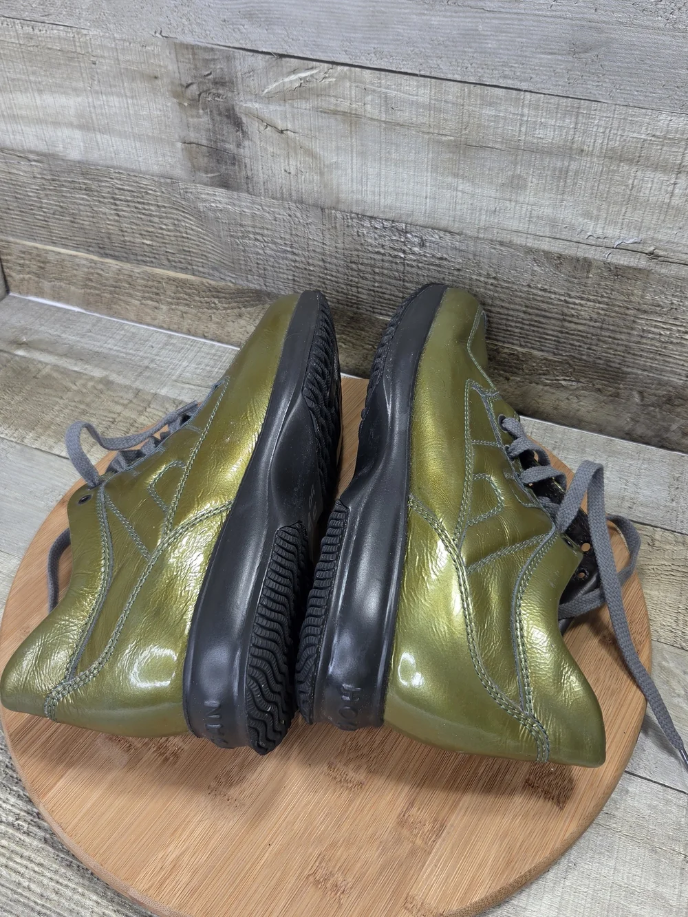 Vintage RARE Hogan Men's Metallic Olive Green Lace-Up Sneakers Sz 7.5